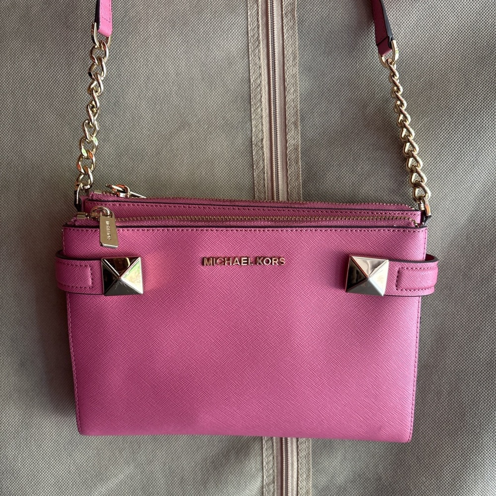 Michael Kors Pink Crossbody Bag with Sleek Design